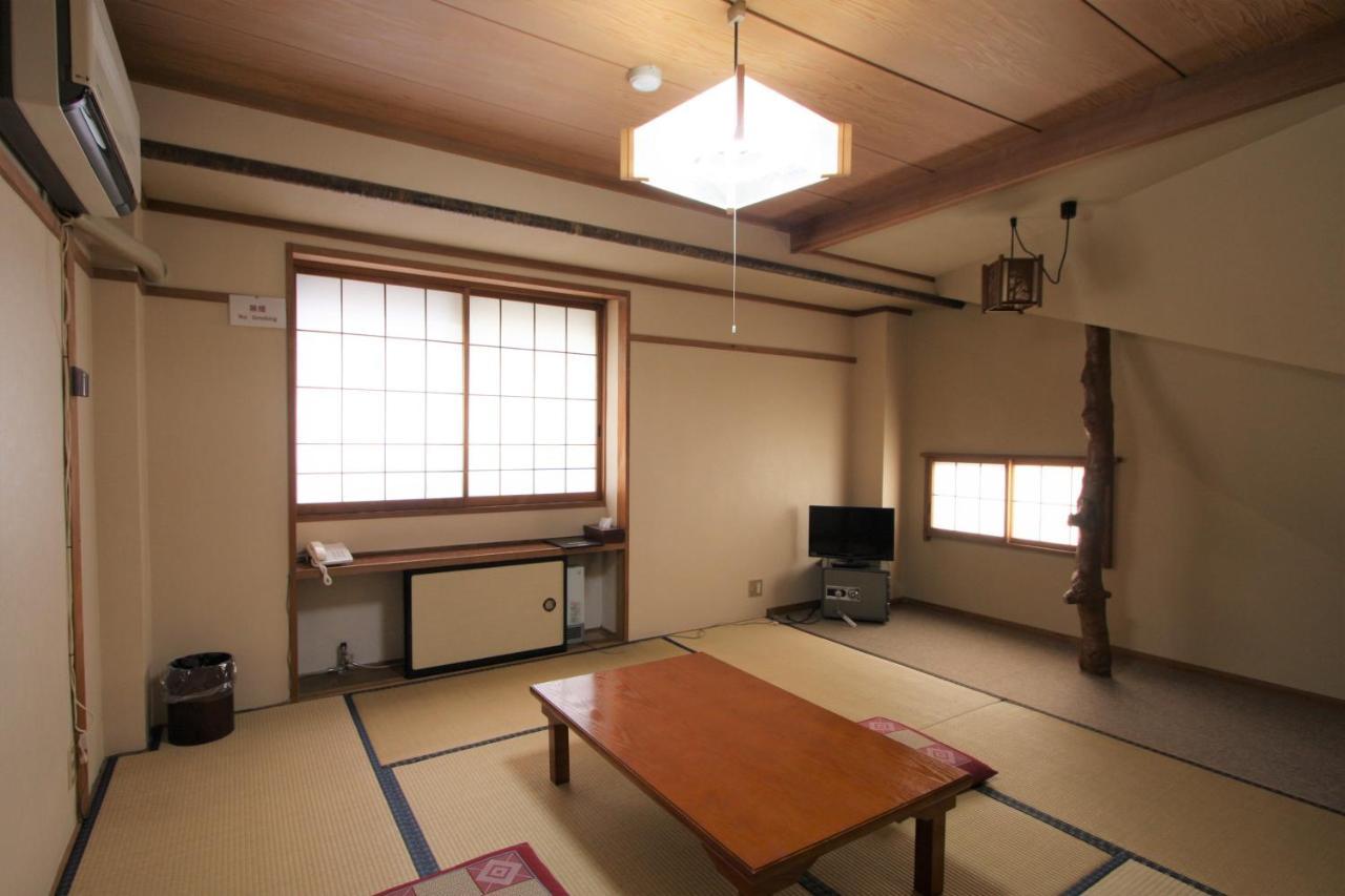 Kawahiro Hotel Nozawaonsen Bagian luar foto