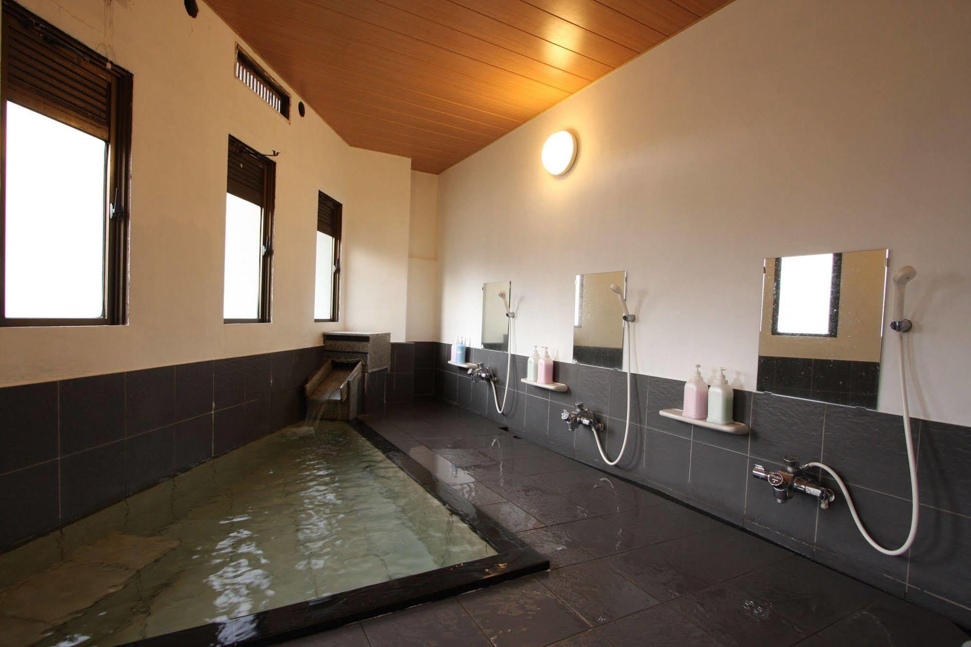 Kawahiro Hotel Nozawaonsen Bagian luar foto